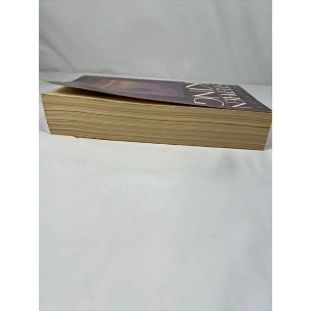 Stephen King‎ The Dark Tower IV: Wizard And Glass 1997 p/b very good